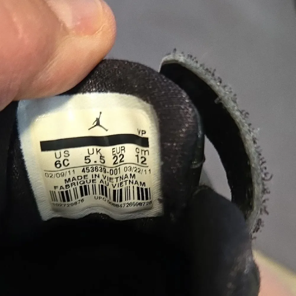 Baby Jordan Black Suede Sneakers with Velcro Strap - Picture 5 of 6